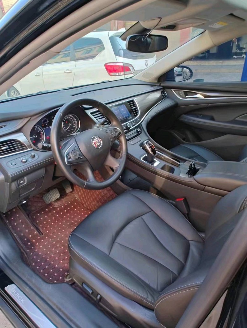 重庆23年别克君越7