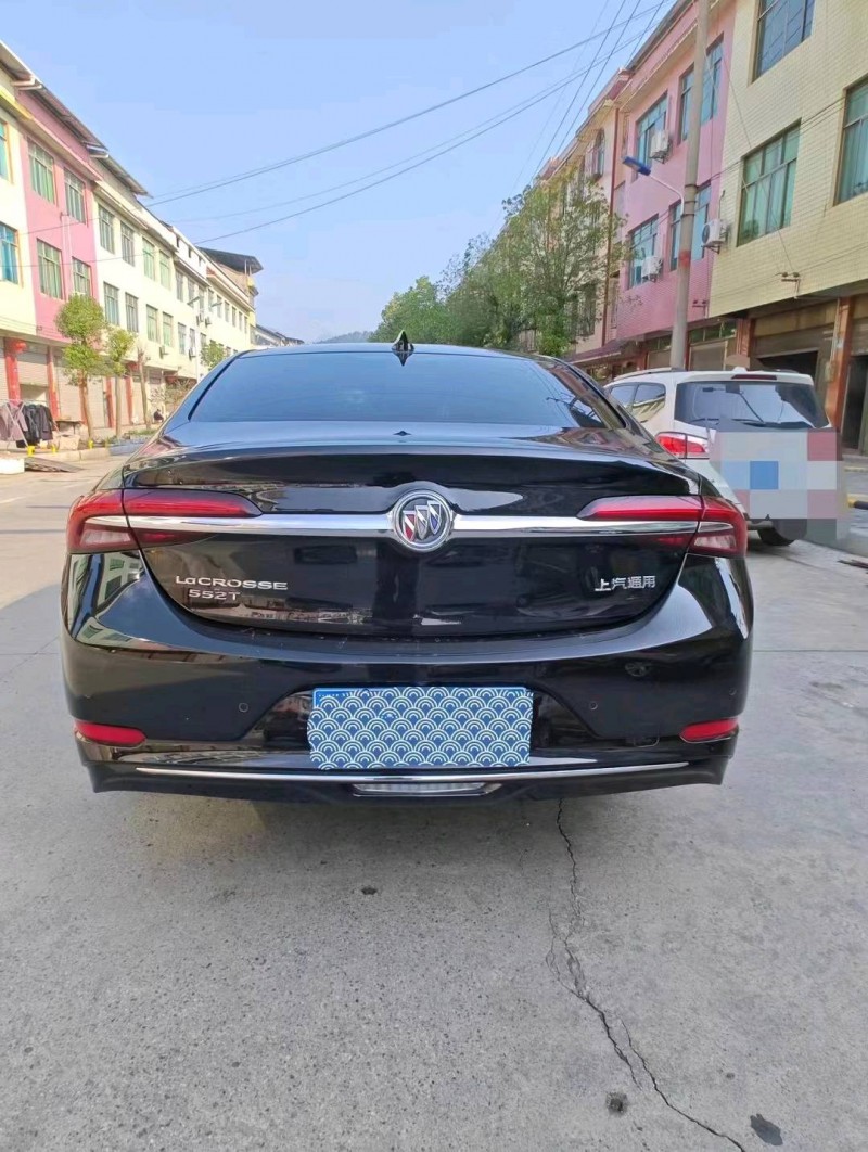 重庆23年别克君越9