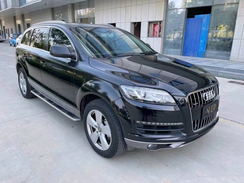 济宁12年奥迪Q73