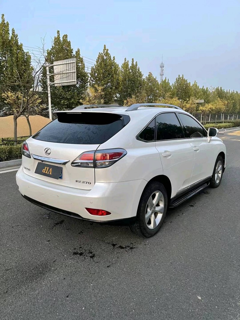 徐州14年雷克萨斯RX8