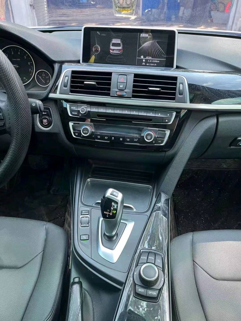 济南17年宝马3系8