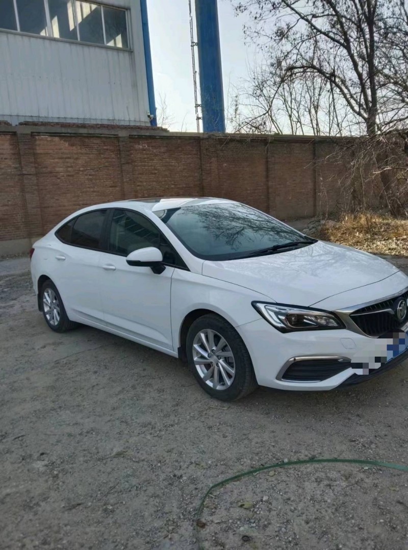 保定19年别克威朗7