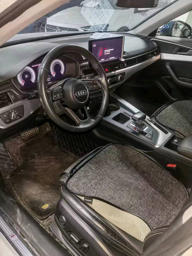 马鞍山21年奥迪A4L8