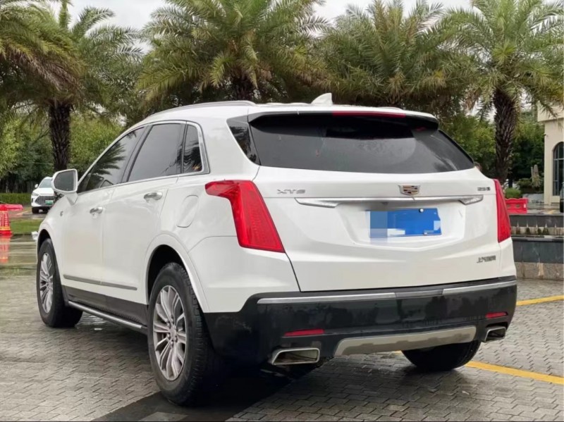 济宁18年凯迪拉克XT54