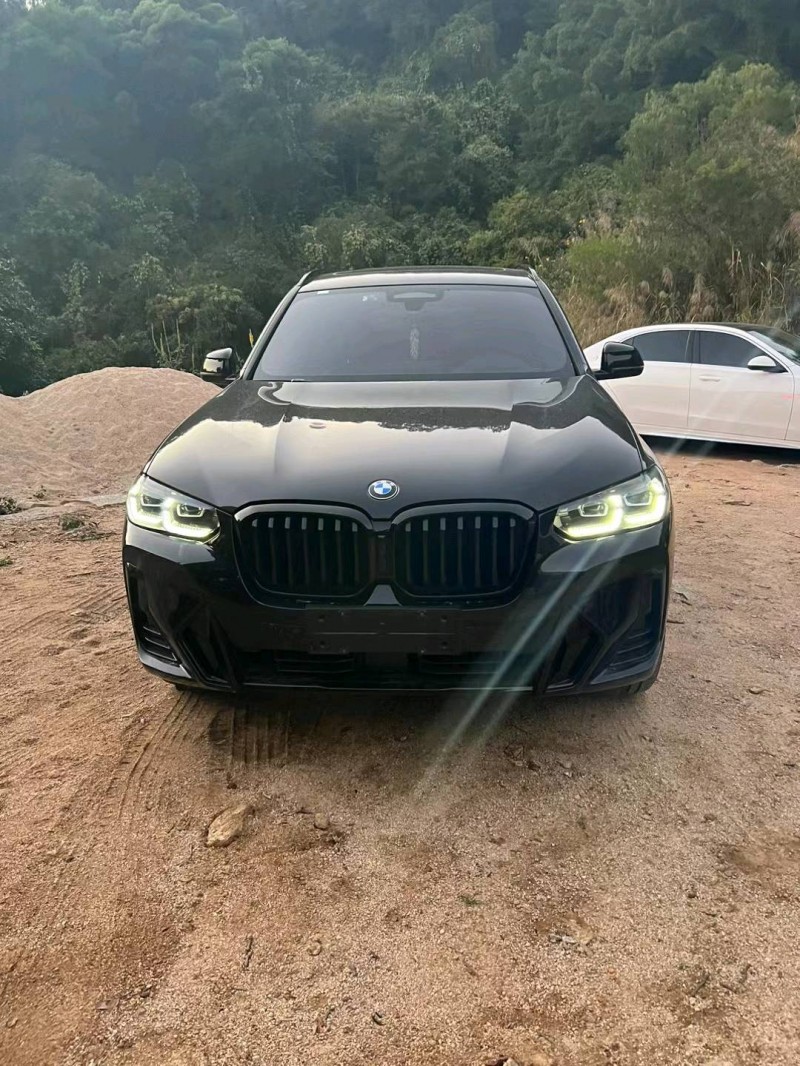 东营22年宝马X31