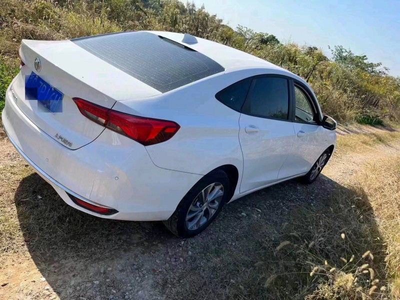 嘉兴23年别克威朗4