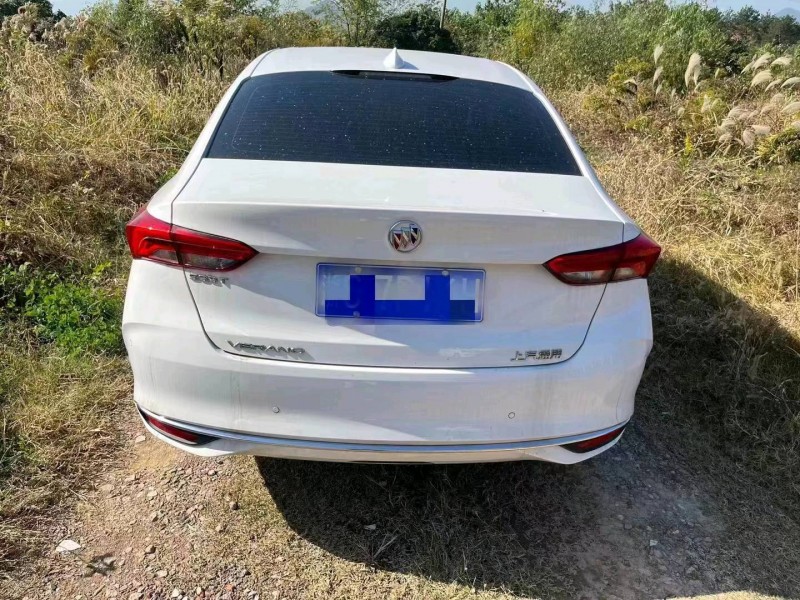 嘉兴23年别克威朗6