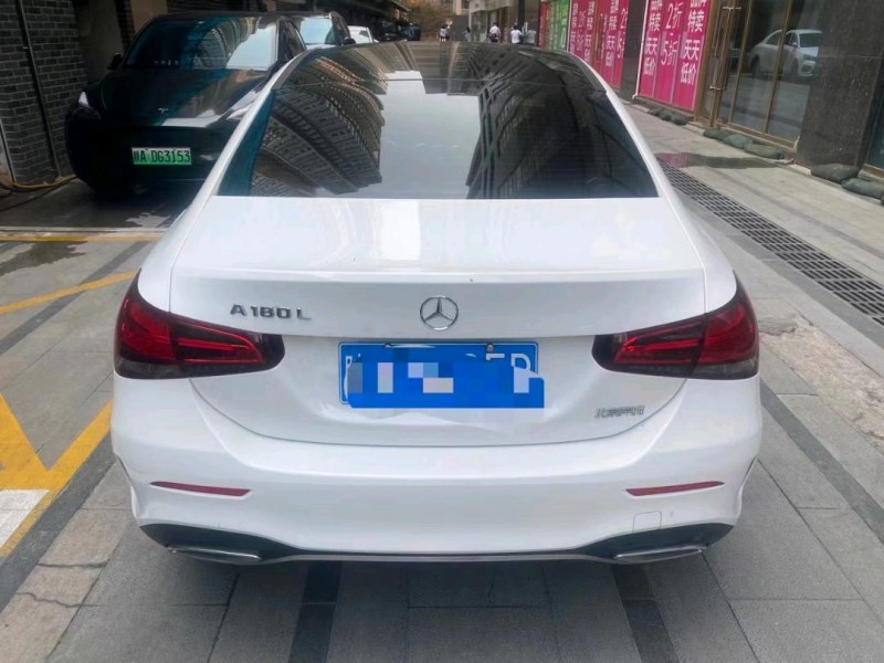 东营20年奔驰A3