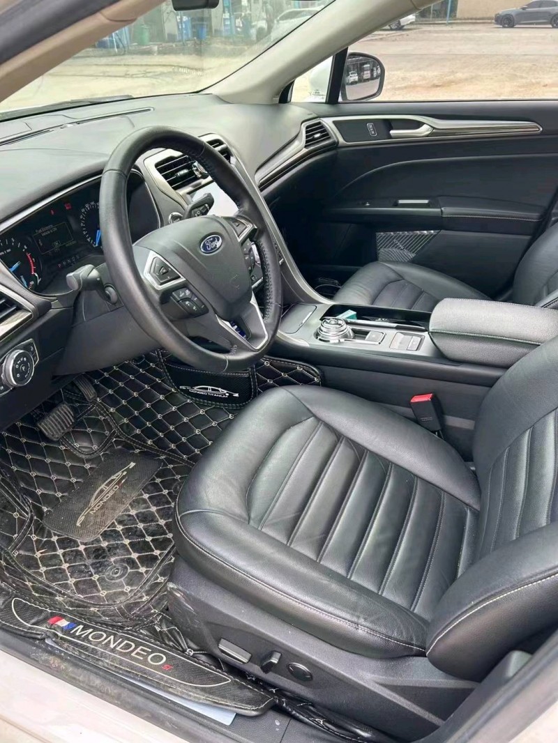 中山17年福特蒙迪欧6