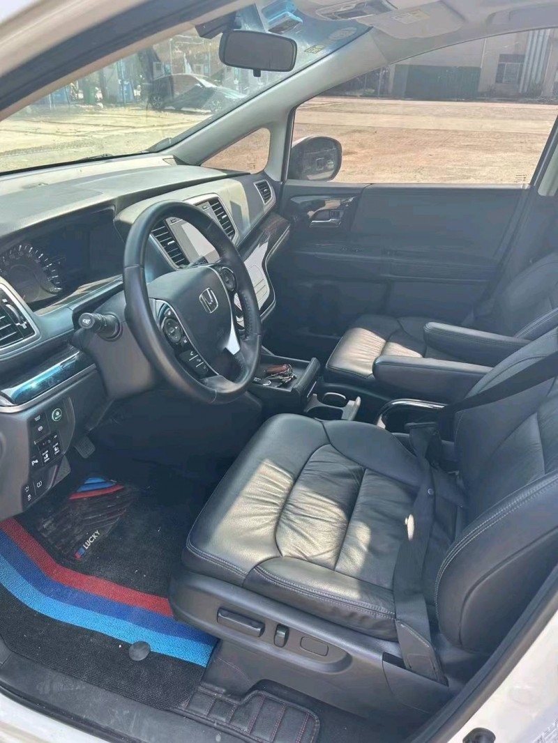 中山19年本田奥德赛6