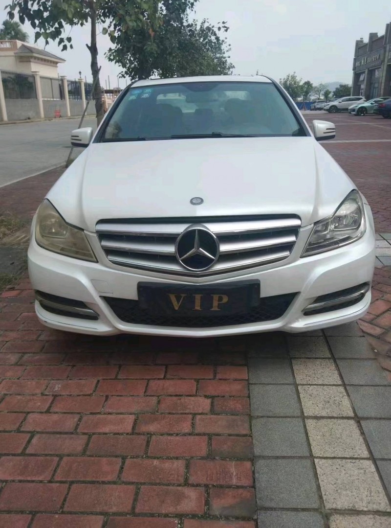 中山14年奔驰C1