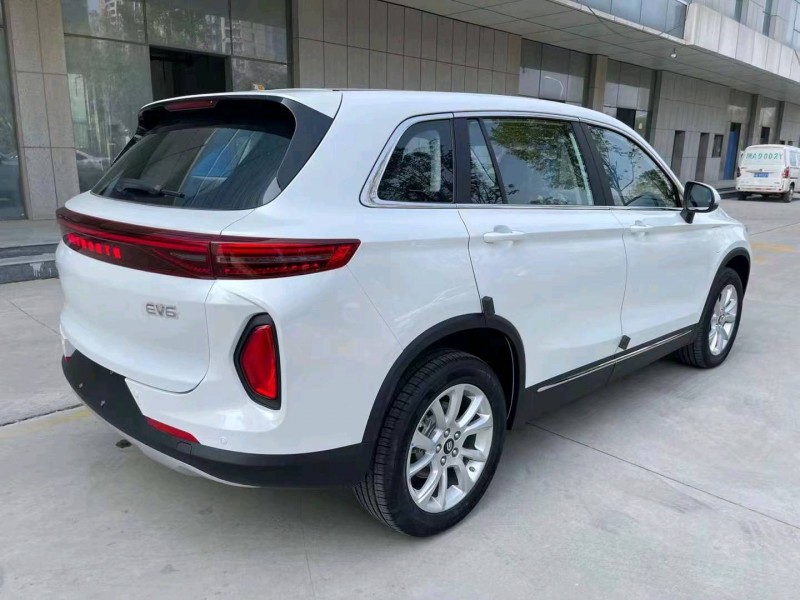 濟寧23年創維EV68