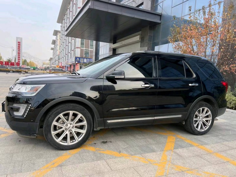 济宁18年福特探险者2