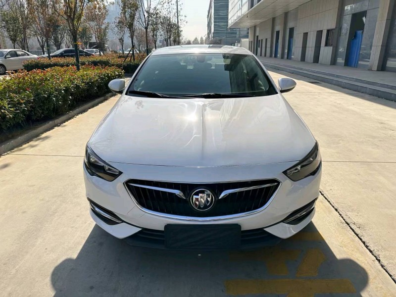 济宁20年别克君威1