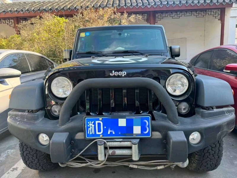 苏州15年Jeep牧马人1