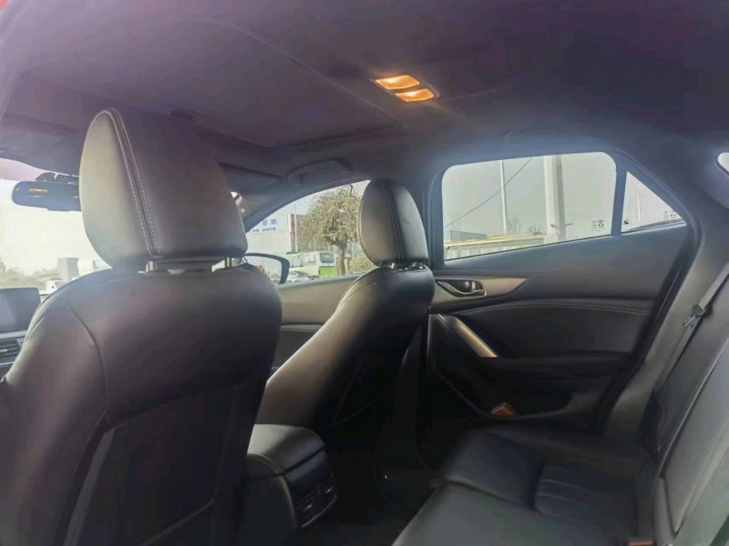 保定17年马自达CX-48