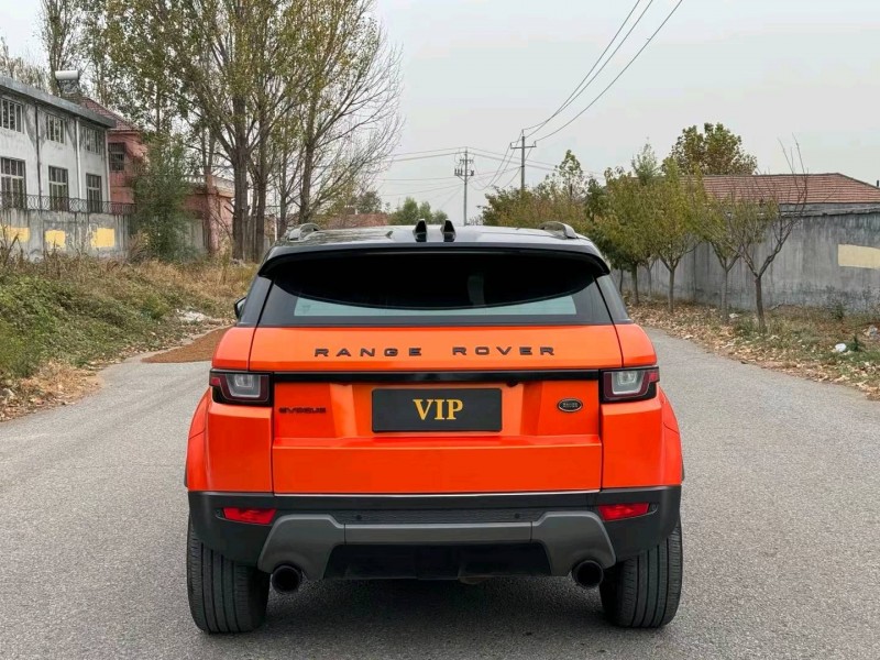 青岛17年路虎极光3