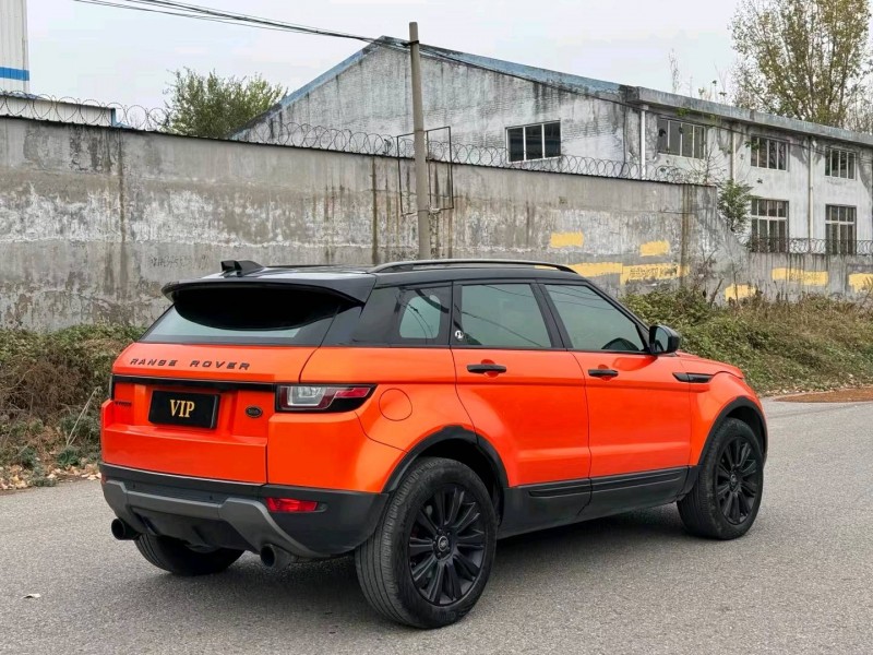 青岛17年路虎极光5