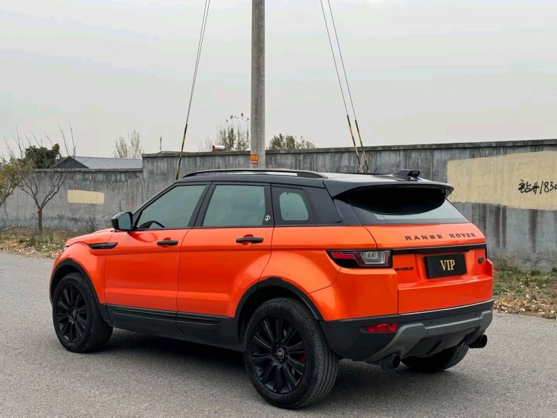 青岛17年路虎极光7