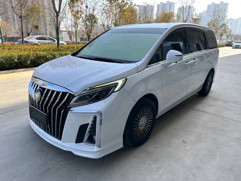 济宁19年别克GL82