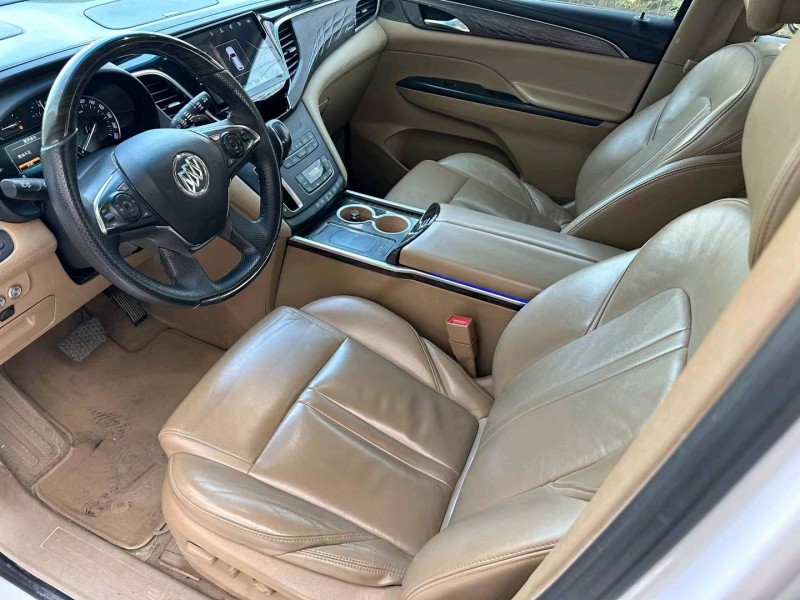 济宁19年别克GL84