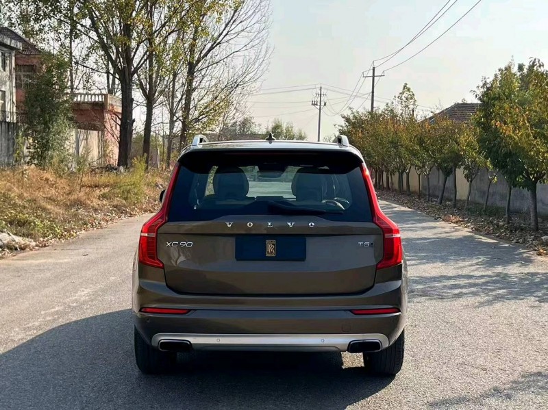 青岛17年沃尔沃XC905