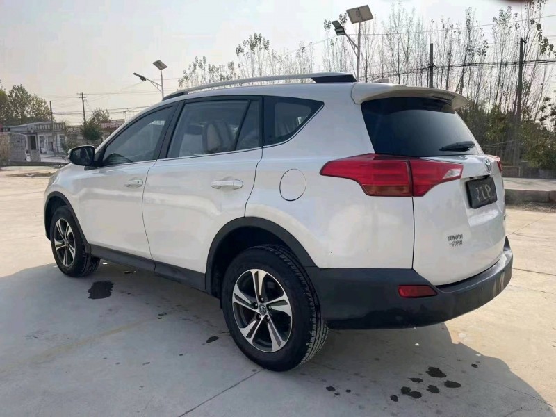 焦作15年豐田RAV47