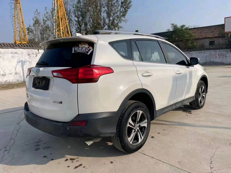 焦作15年豐田RAV48