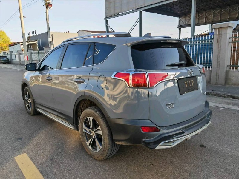 蚌埠15年豐田RAV4榮放7