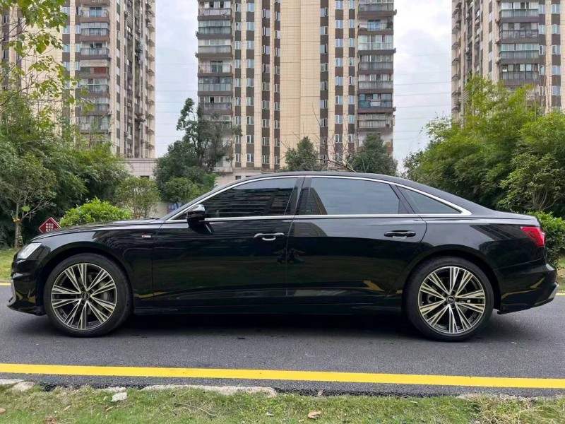 珠海22年奥迪A6L8