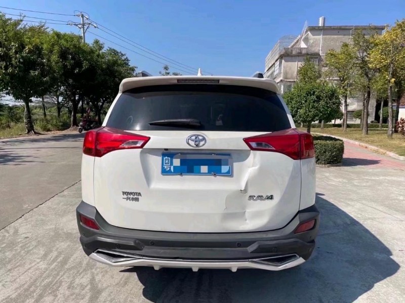 汕头16年丰田RAV4荣放4
