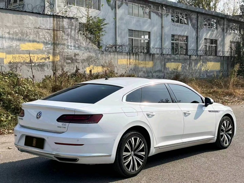 青岛20年大众CC5