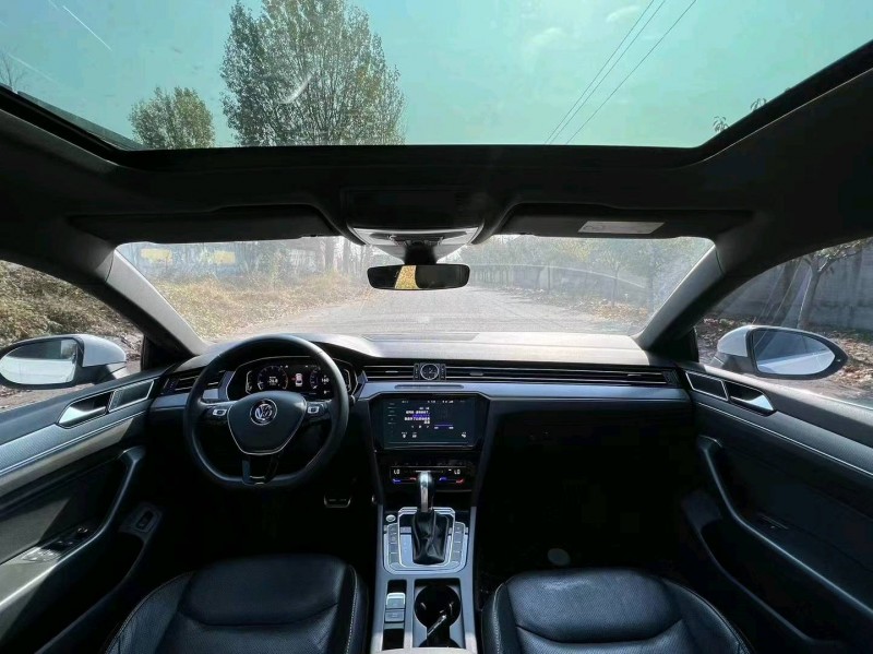 青岛20年大众CC8