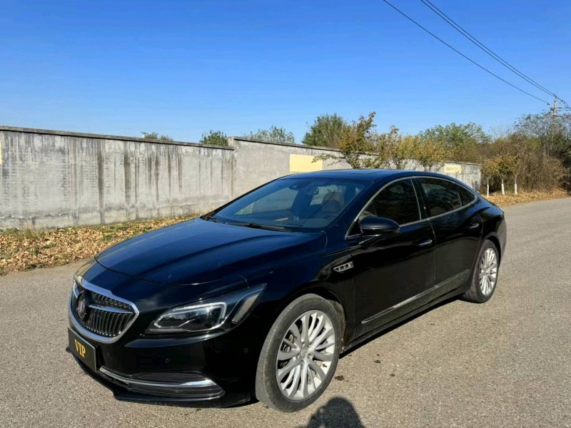 青岛18年别克君越2