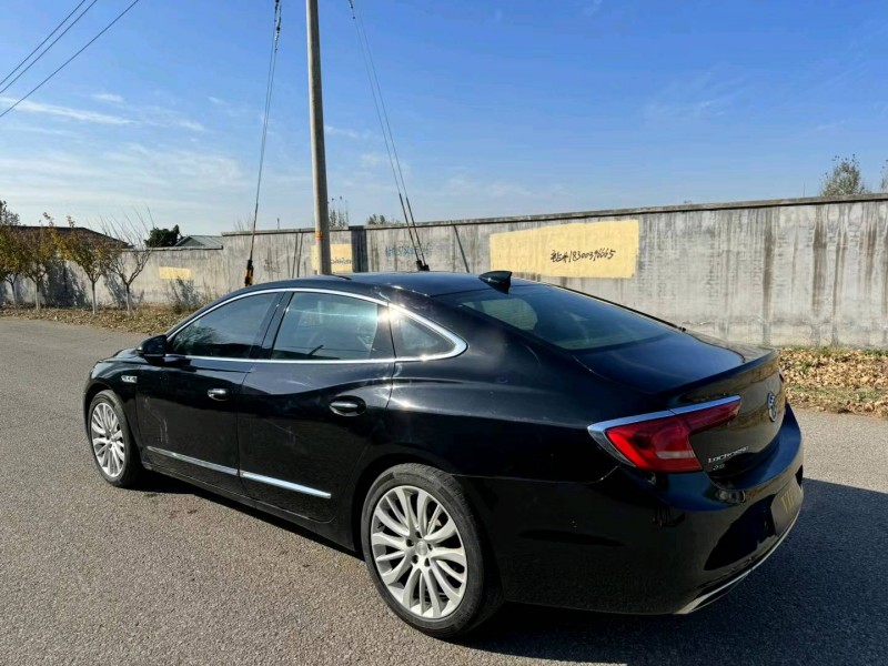 青岛18年别克君越5