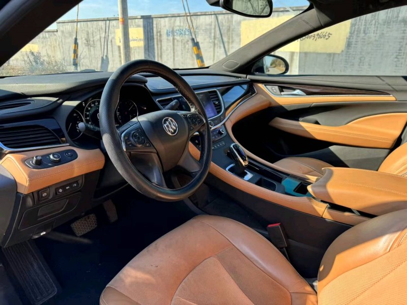 青岛18年别克君越7