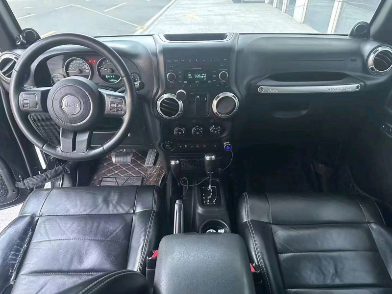 汕头13年Jeep牧马人5