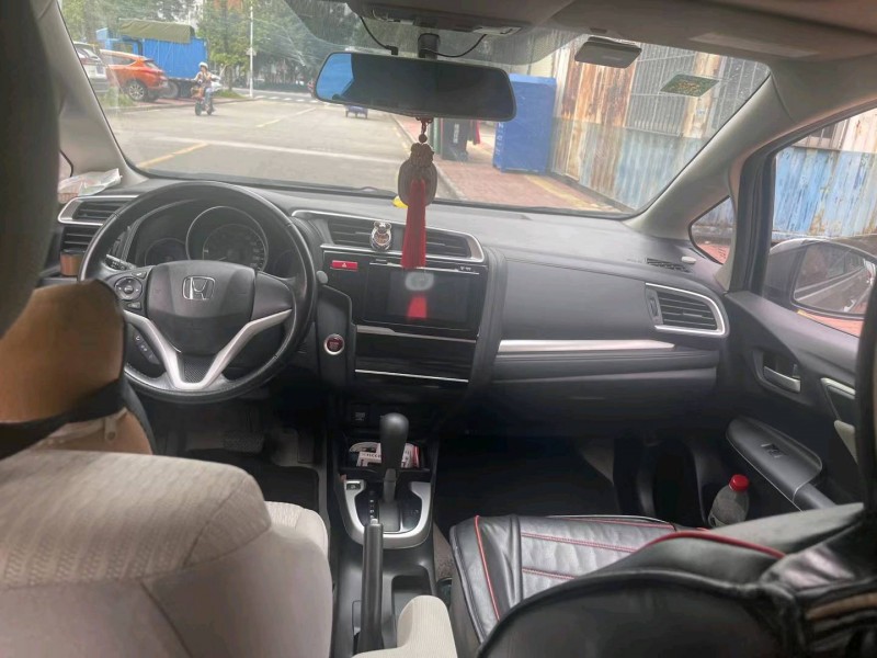 深圳14年本田飞度2