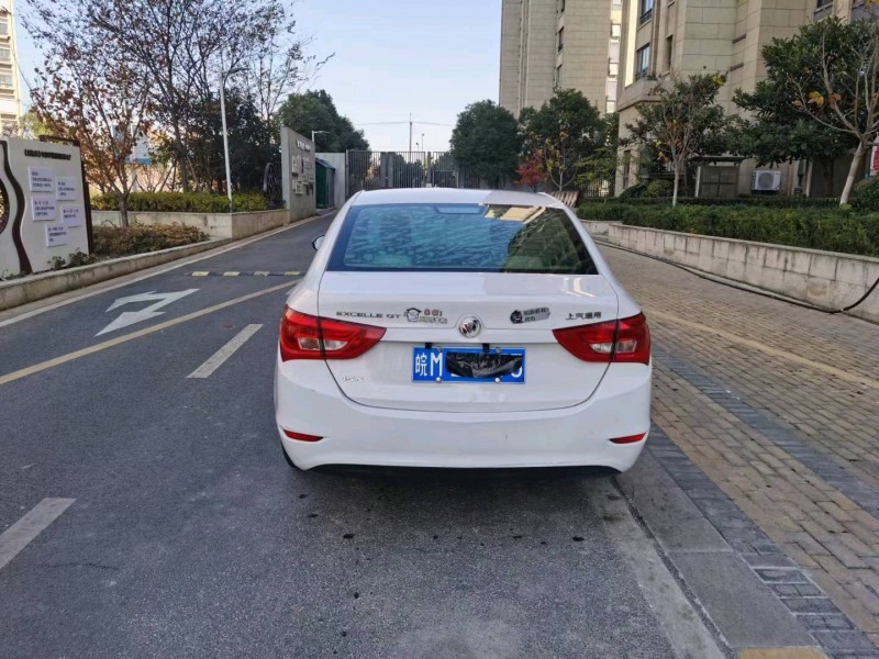 苏州17年别克英朗9