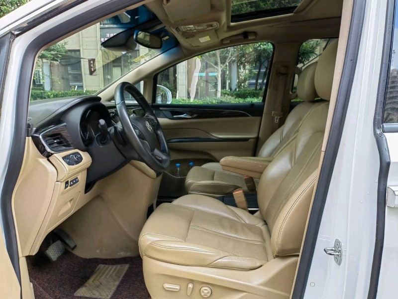 苏州17年别克GL86