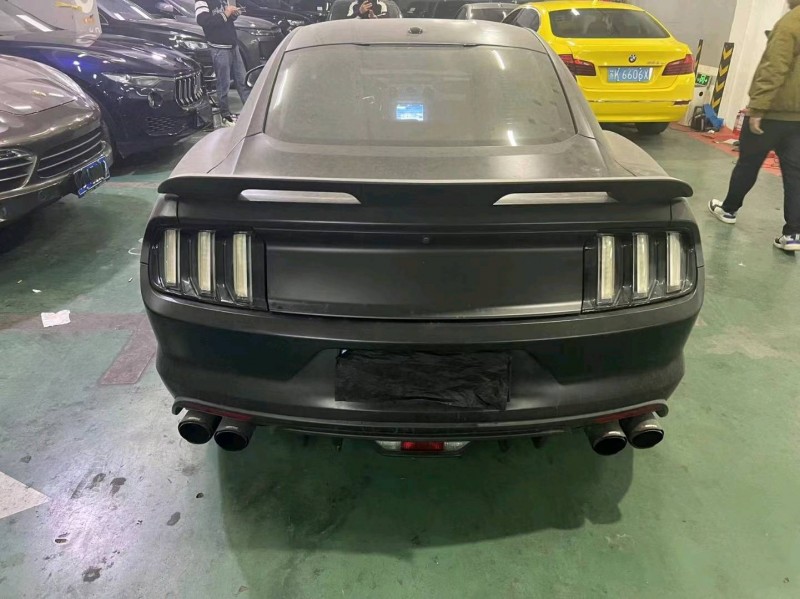 苏州17年福特野马8