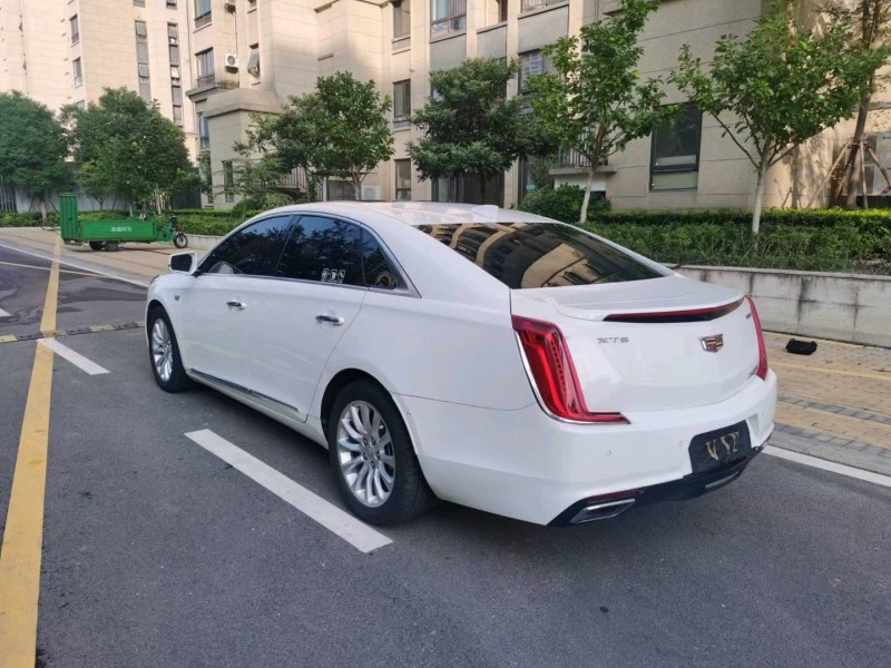 苏州18年凯迪拉克XTS7