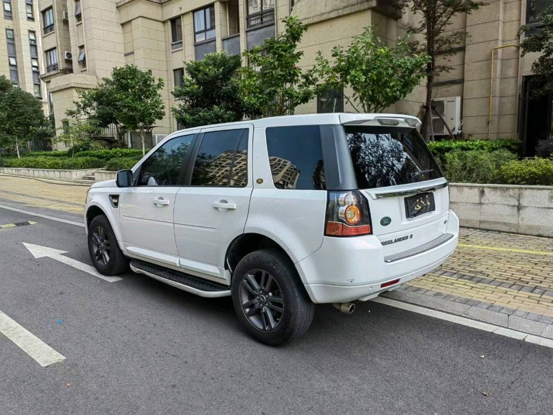 苏州14年路虎发现神行7