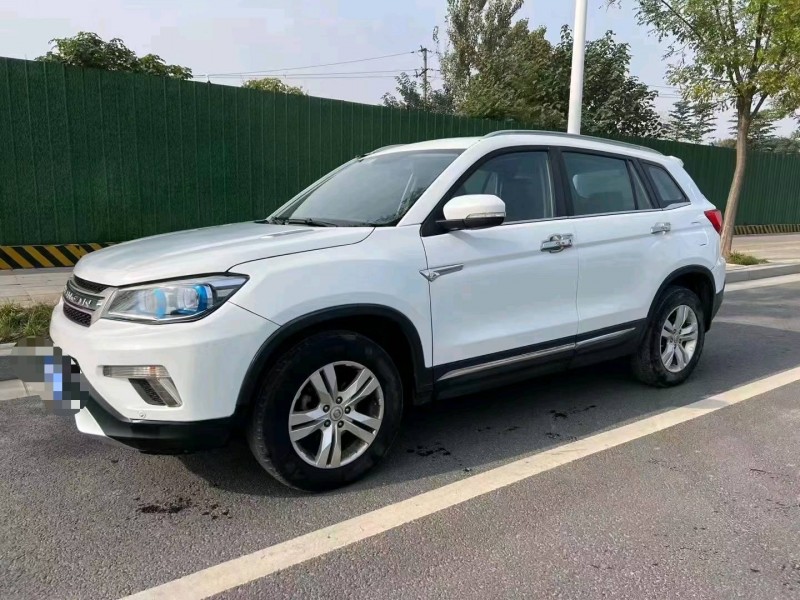 滄州16年長安汽車CS752