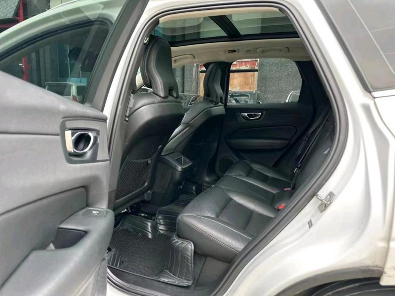 东莞20年沃尔沃XC605