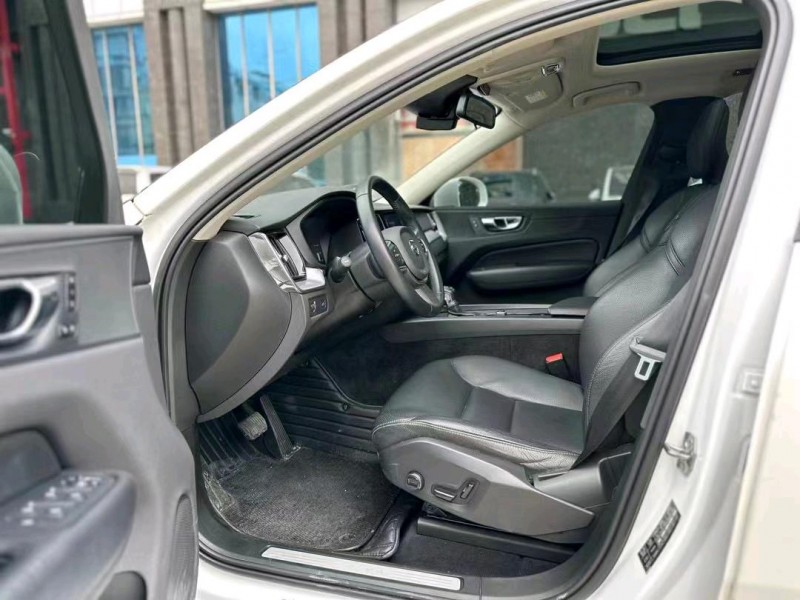 东莞20年沃尔沃XC606