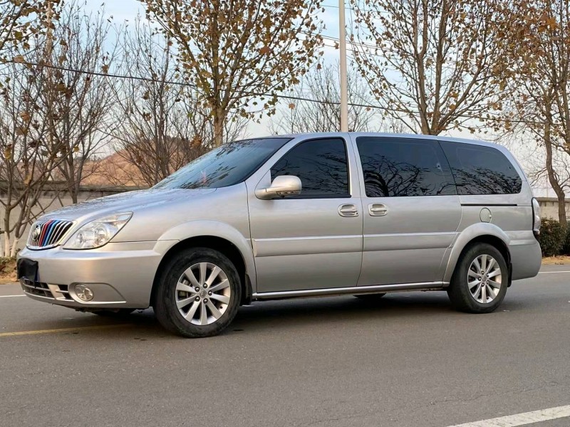 徐州13年别克GL82