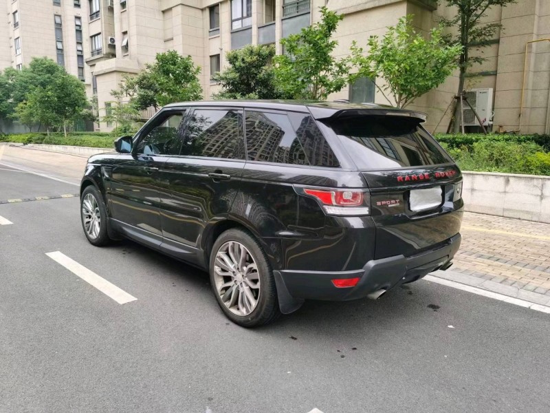 苏州14年路虎揽胜运动7