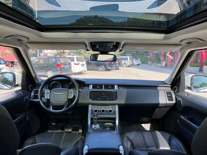 东莞17年路虎揽胜运动4