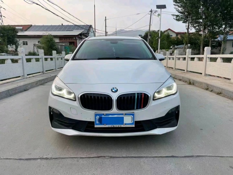 东营19年宝马2系1